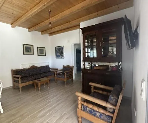 Yerodabelo Traditional Family Mansion Βίλα Naxos City