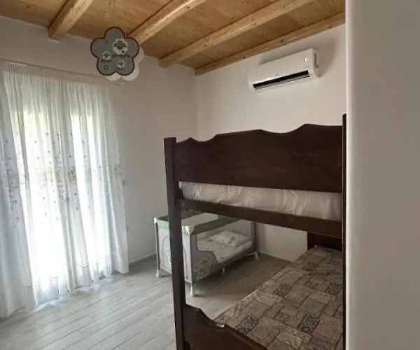 Βίλα Yerodabelo Traditional Family Mansion *