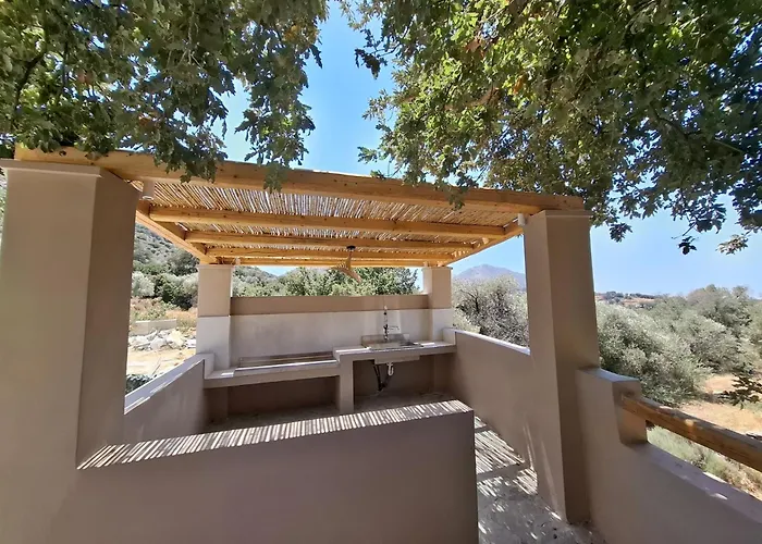 Yerodabelo Traditional Family Mansion