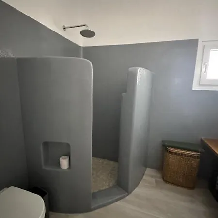 Villa Yerodabelo Traditional Family Mansion *