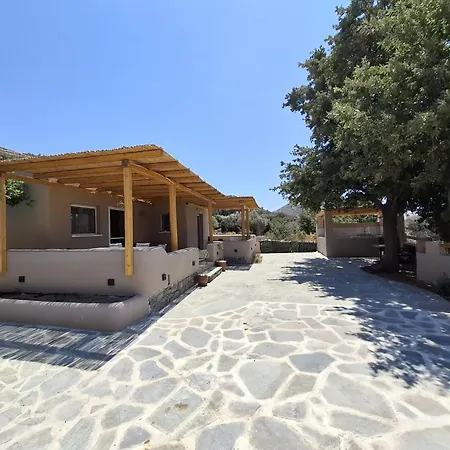 Yerodabelo Traditional Family Mansion Villa